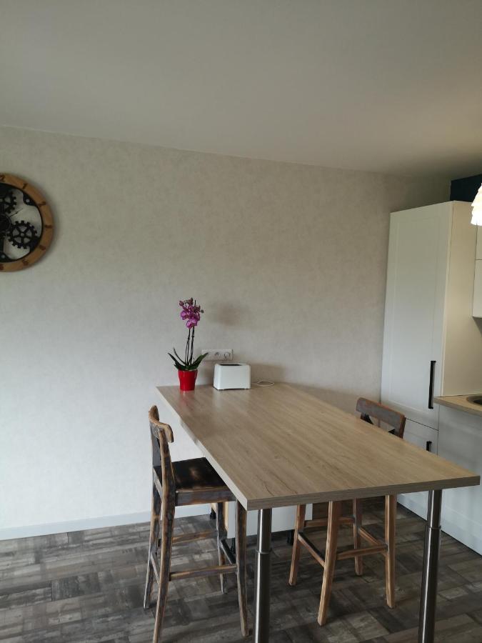 Ferienwohnung Les Mesanges Laquenexy Exterior foto